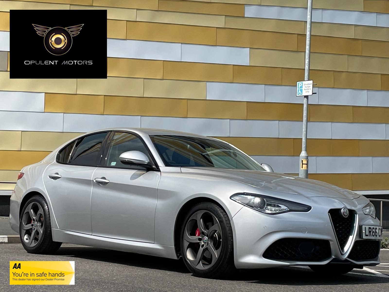 Alfa Romeo Giulia 2.2 TD Speciale Saloon 4dr Diesel Auto Euro 6 (s/s) (180 ps)