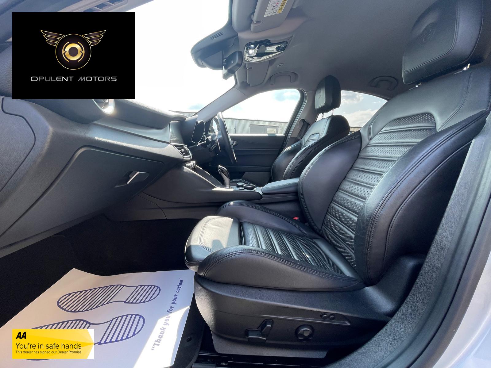 Alfa Romeo Giulia 2.2 TD Speciale Saloon 4dr Diesel Auto Euro 6 (s/s) (180 ps)