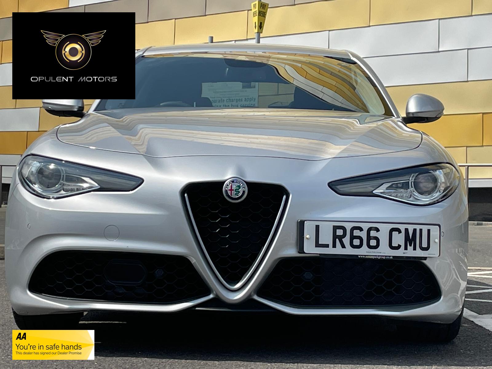 Alfa Romeo Giulia 2.2 TD Speciale Saloon 4dr Diesel Auto Euro 6 (s/s) (180 ps)