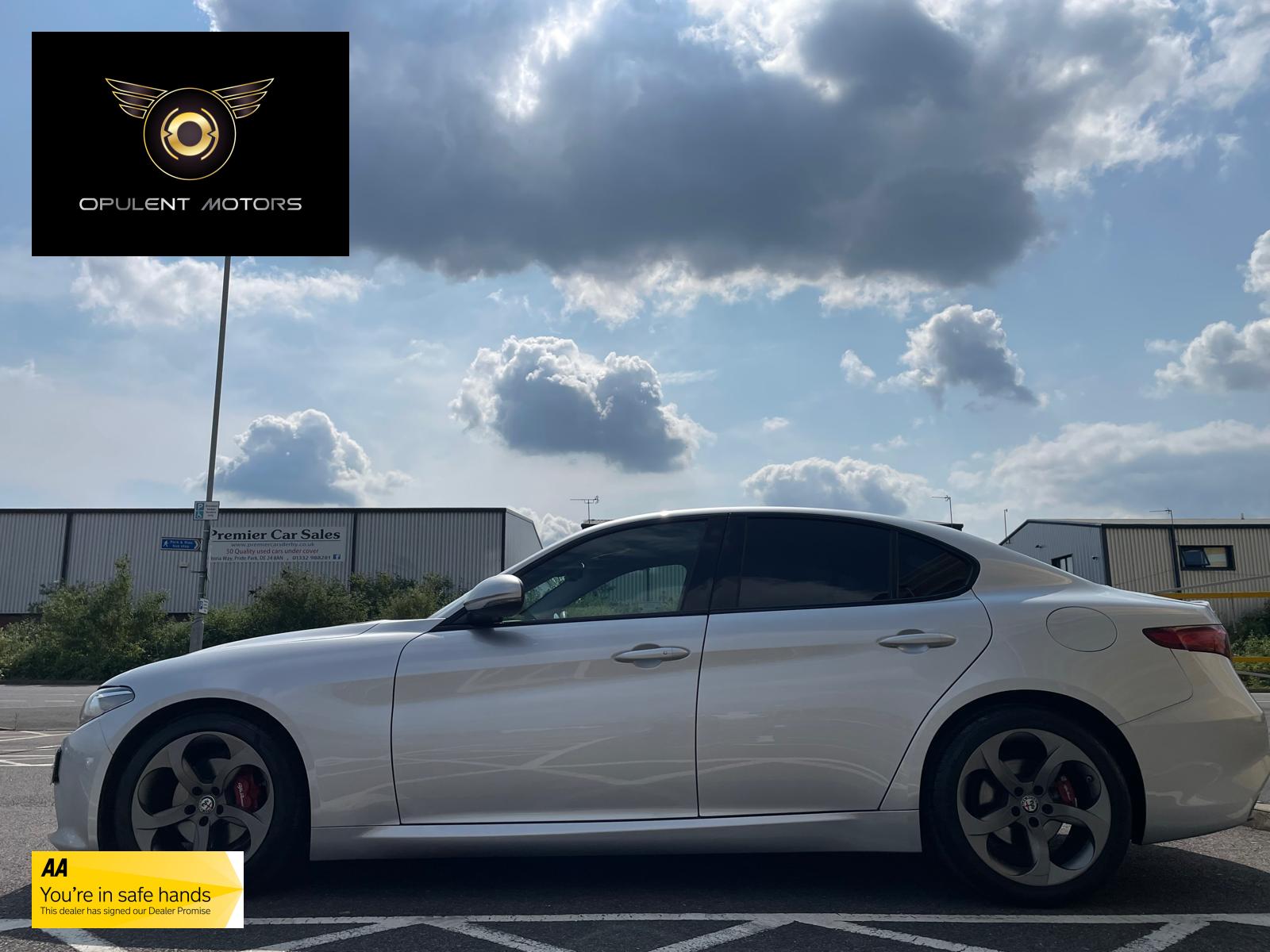 Alfa Romeo Giulia 2.2 TD Speciale Saloon 4dr Diesel Auto Euro 6 (s/s) (180 ps)