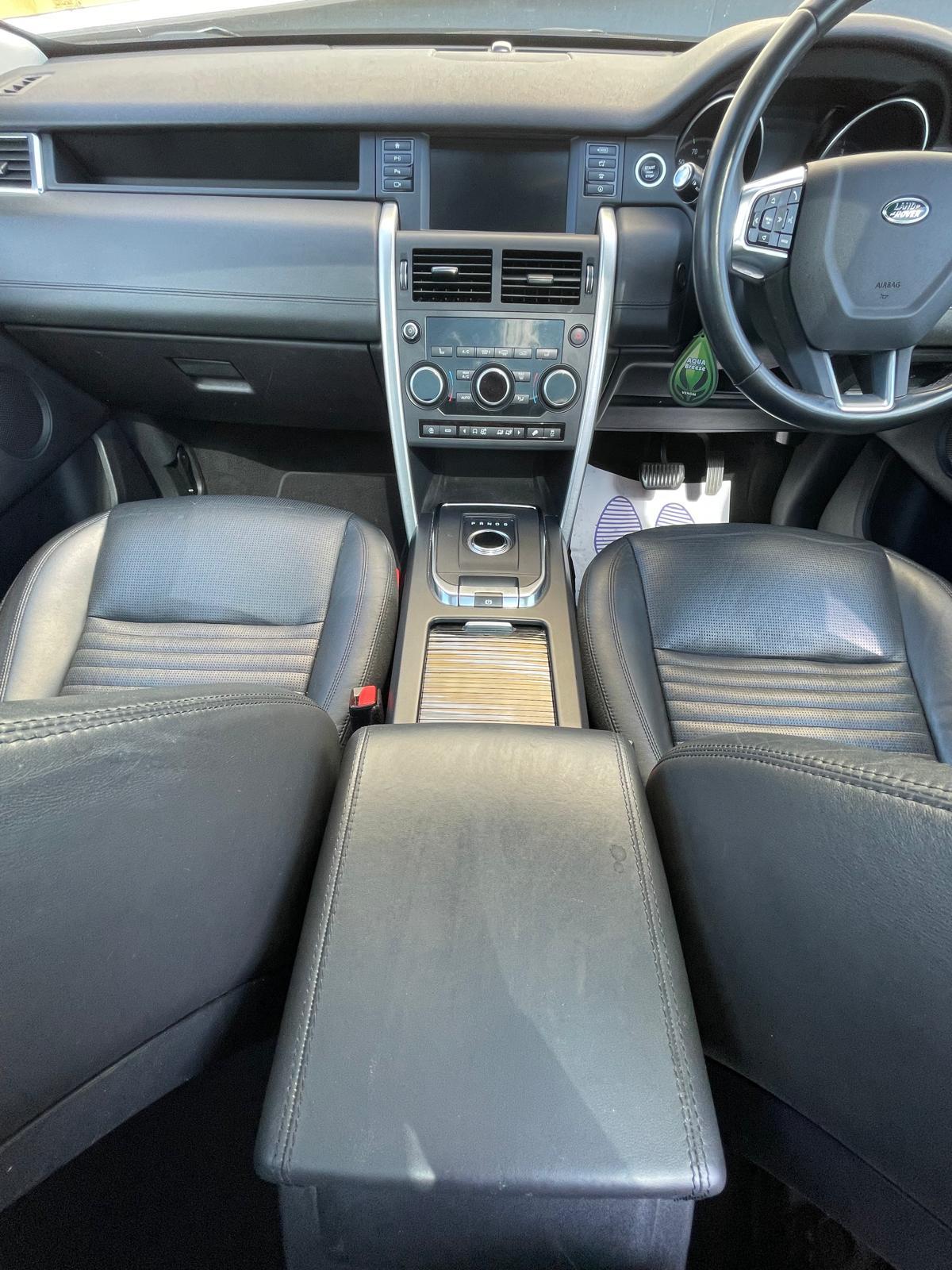 Land Rover Discovery Sport 2.0 TD4 HSE Luxury SUV 5dr Diesel Auto 4WD Euro 6 (s/s) (180 ps)