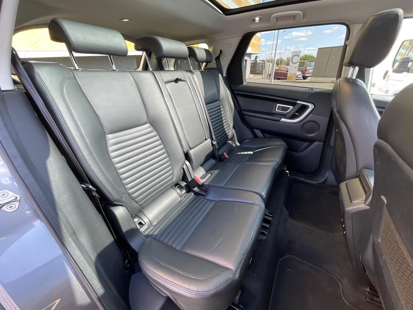 Land Rover Discovery Sport 2.0 TD4 HSE Luxury SUV 5dr Diesel Auto 4WD Euro 6 (s/s) (180 ps)