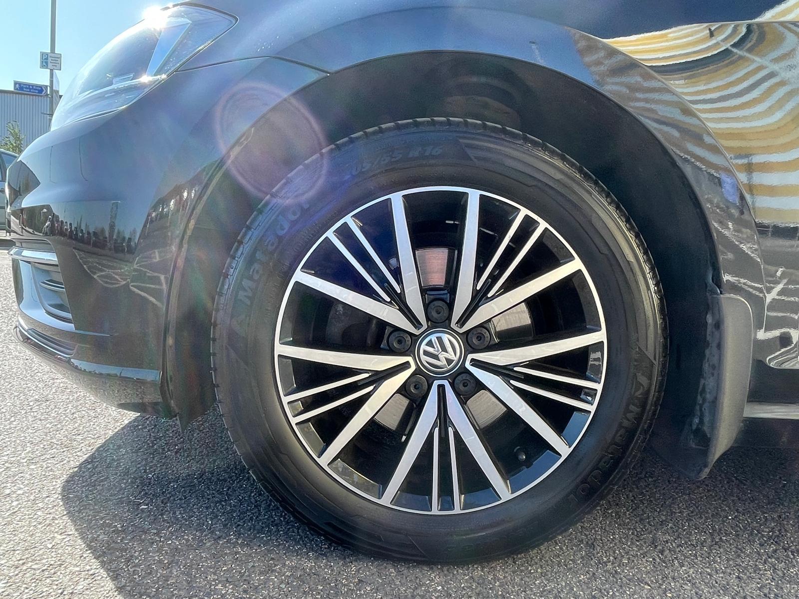 Volkswagen Golf 1.4 TSI SE Nav Hatchback 5dr Petrol DSG Euro 6 (s/s) (125 ps)