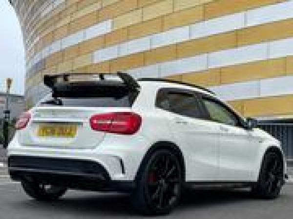 Mercedes-Benz GLA Class 2.0 GLA45 AMG (Premium) SUV 5dr Petrol SpdS DCT 4MATIC Euro 6 (s/s) (381 ps)