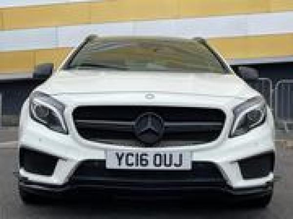 Mercedes-Benz GLA Class 2.0 GLA45 AMG (Premium) SUV 5dr Petrol SpdS DCT 4MATIC Euro 6 (s/s) (381 ps)