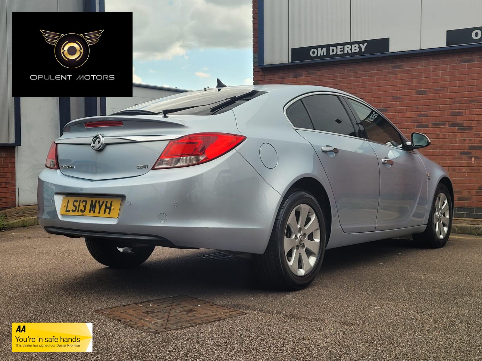 Vauxhall Insignia 2.0 CDTi SE Nav Hatchback 5dr Diesel Auto Euro 5 (160 ps)