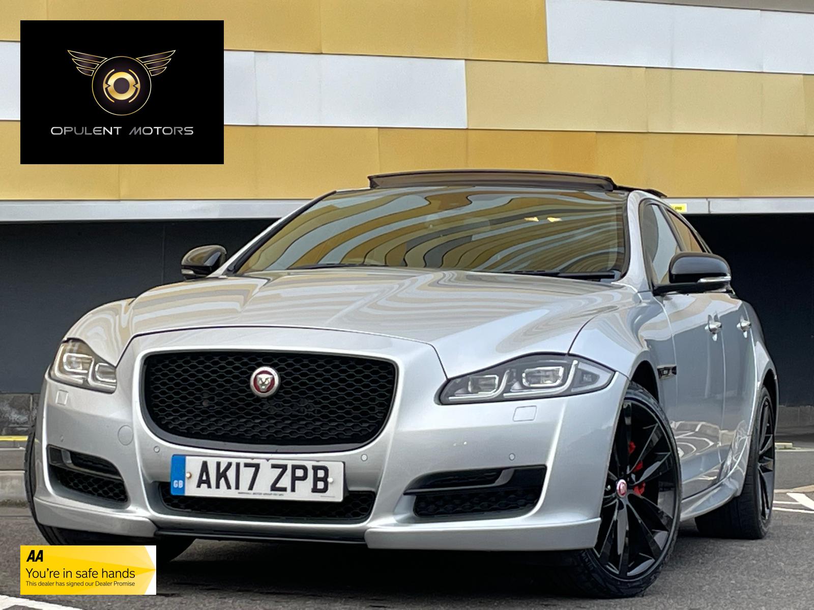 Jaguar XJ 3.0 V6 R-Sport Saloon 4dr Petrol Auto Euro 6 (s/s) (340 ps)