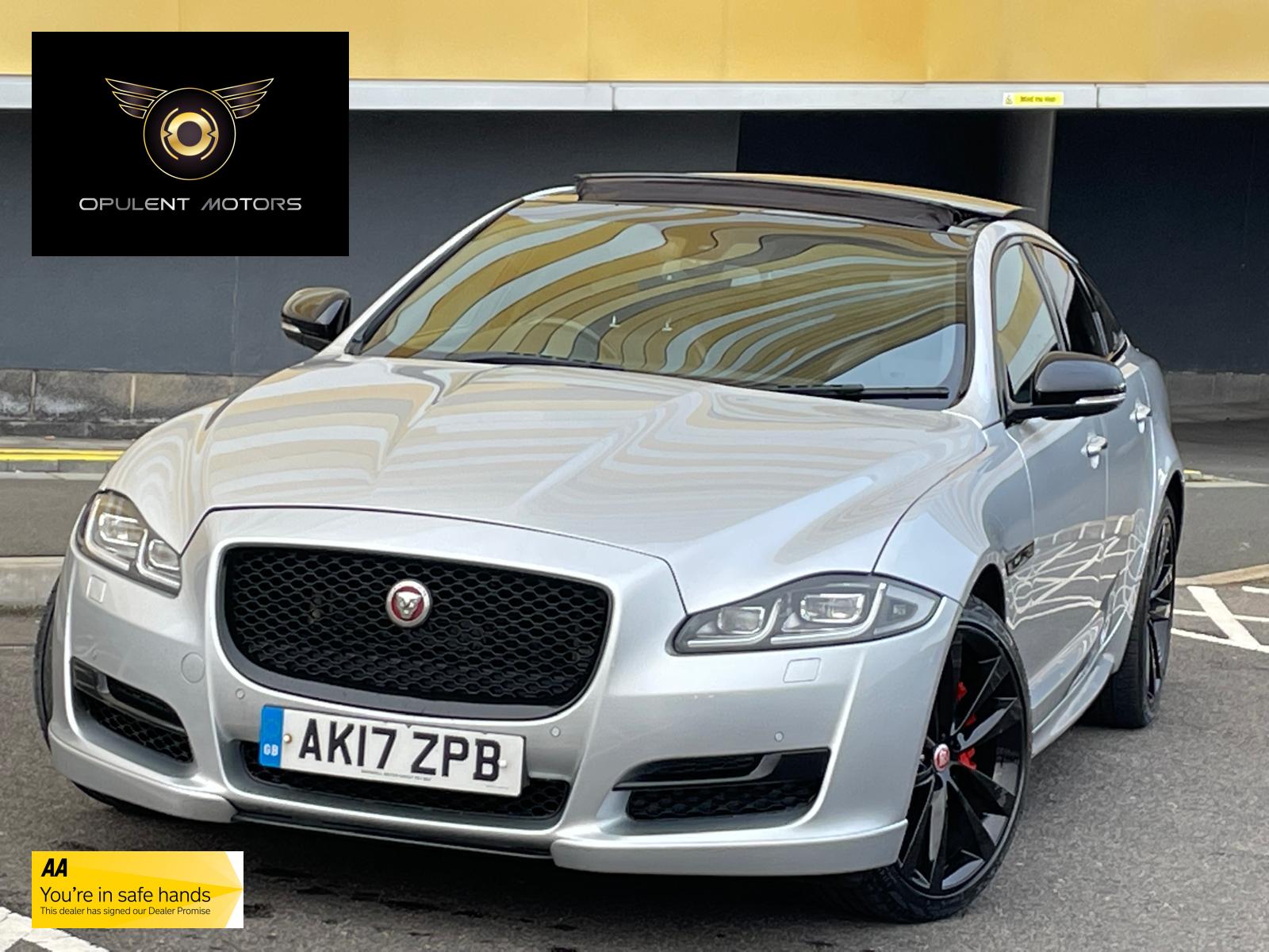 Jaguar XJ 3.0 V6 R-Sport Saloon 4dr Petrol Auto Euro 6 (s/s) (340 ps)