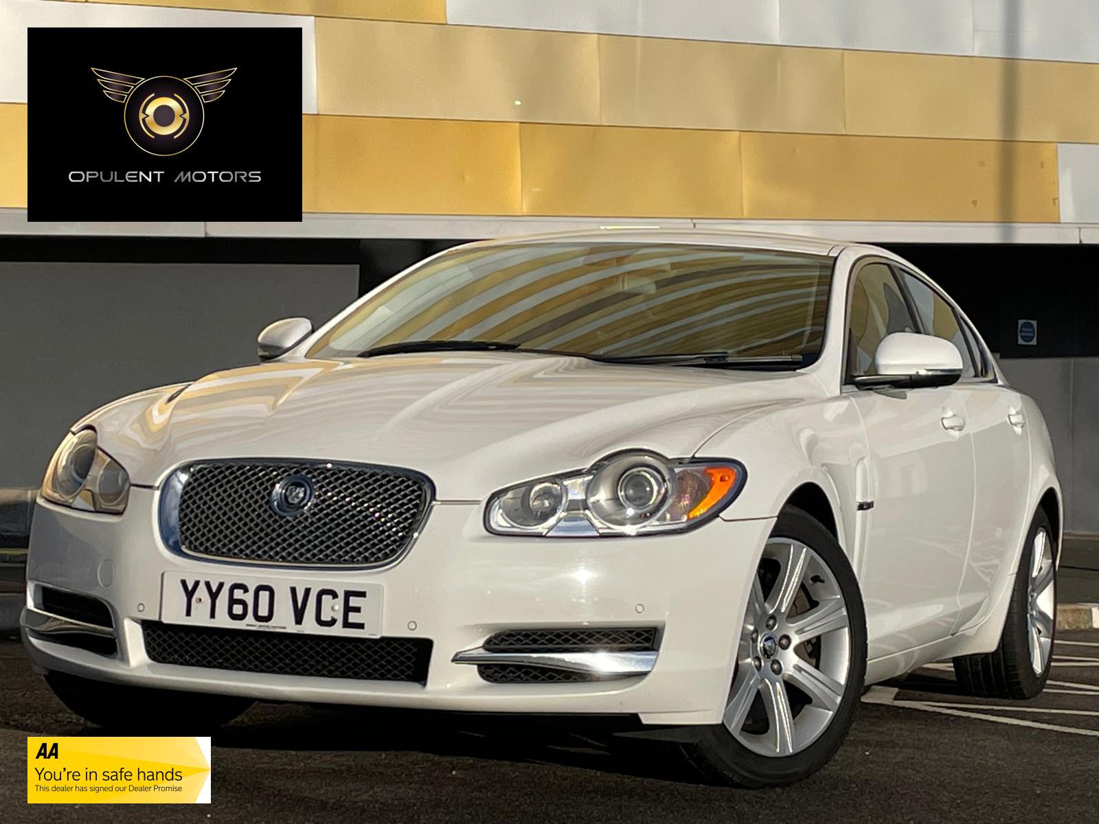 Jaguar XF 3.0d V6 Luxury Saloon 4dr Diesel Auto Euro 5 (240 ps)