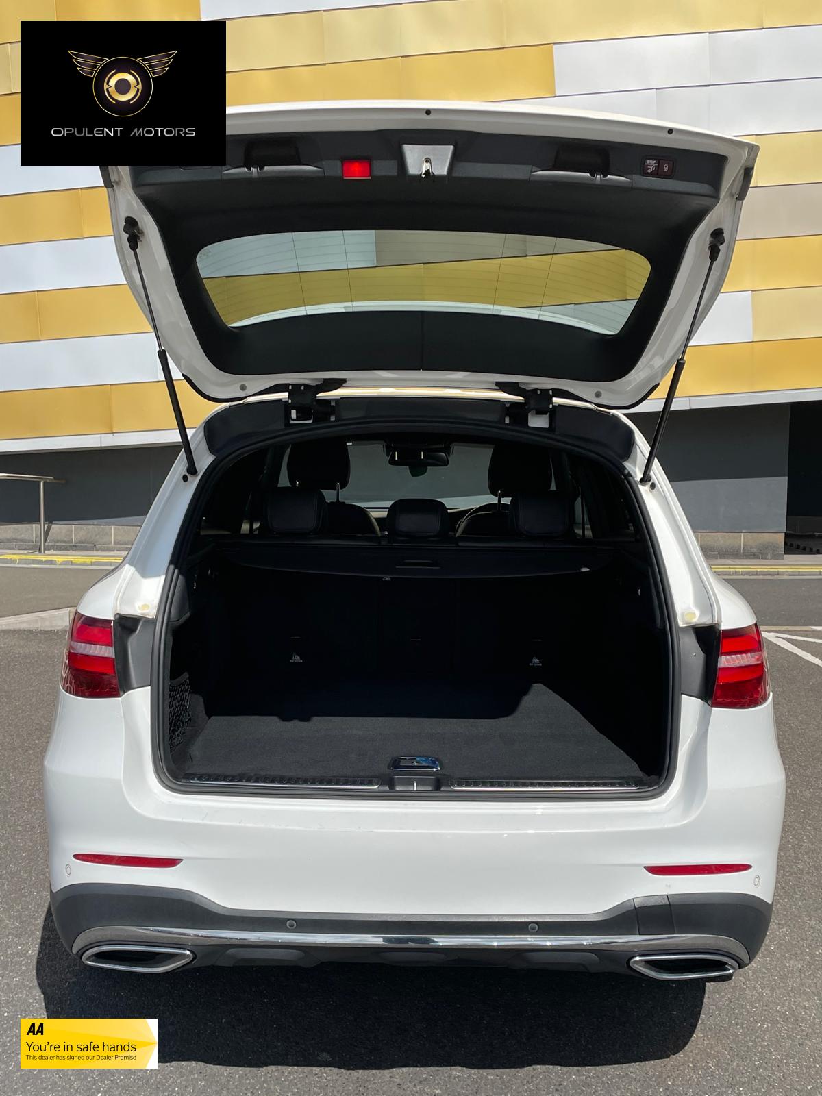 Mercedes-Benz GLC 2.1 GLC250d AMG Line (Premium) SUV 5dr Diesel G-Tronic 4MATIC Euro 6 (s/s) (204 ps)