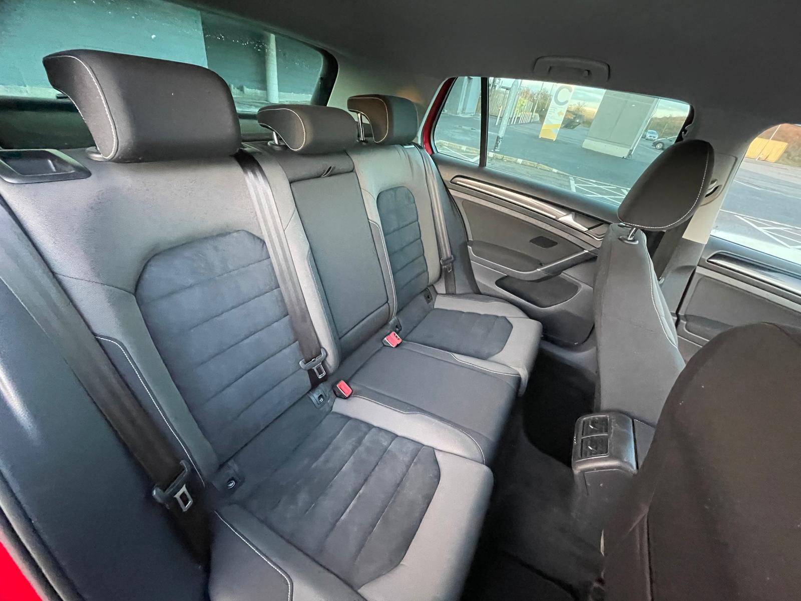 Volkswagen Golf 2.0 TDI BlueMotion Tech GT Hatchback 5dr Diesel DSG Euro 5 (s/s) (150 ps)