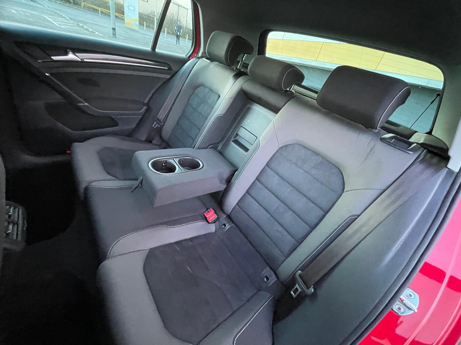 Volkswagen Golf 2.0 TDI BlueMotion Tech GT Hatchback 5dr Diesel DSG Euro 5 (s/s) (150 ps)