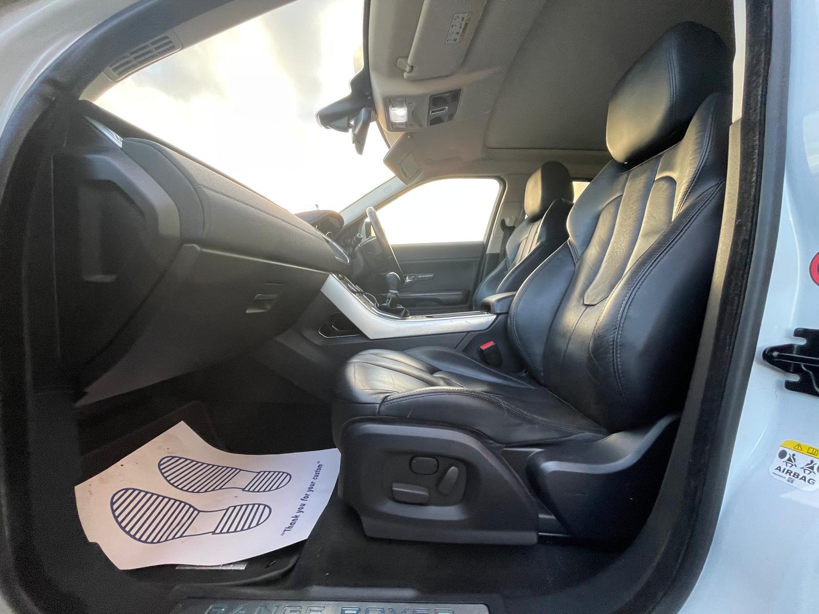 Land Rover Range Rover Evoque 2.2 TD4 Pure SUV 5dr Diesel Manual 4WD Euro 5 (s/s) (150 ps)