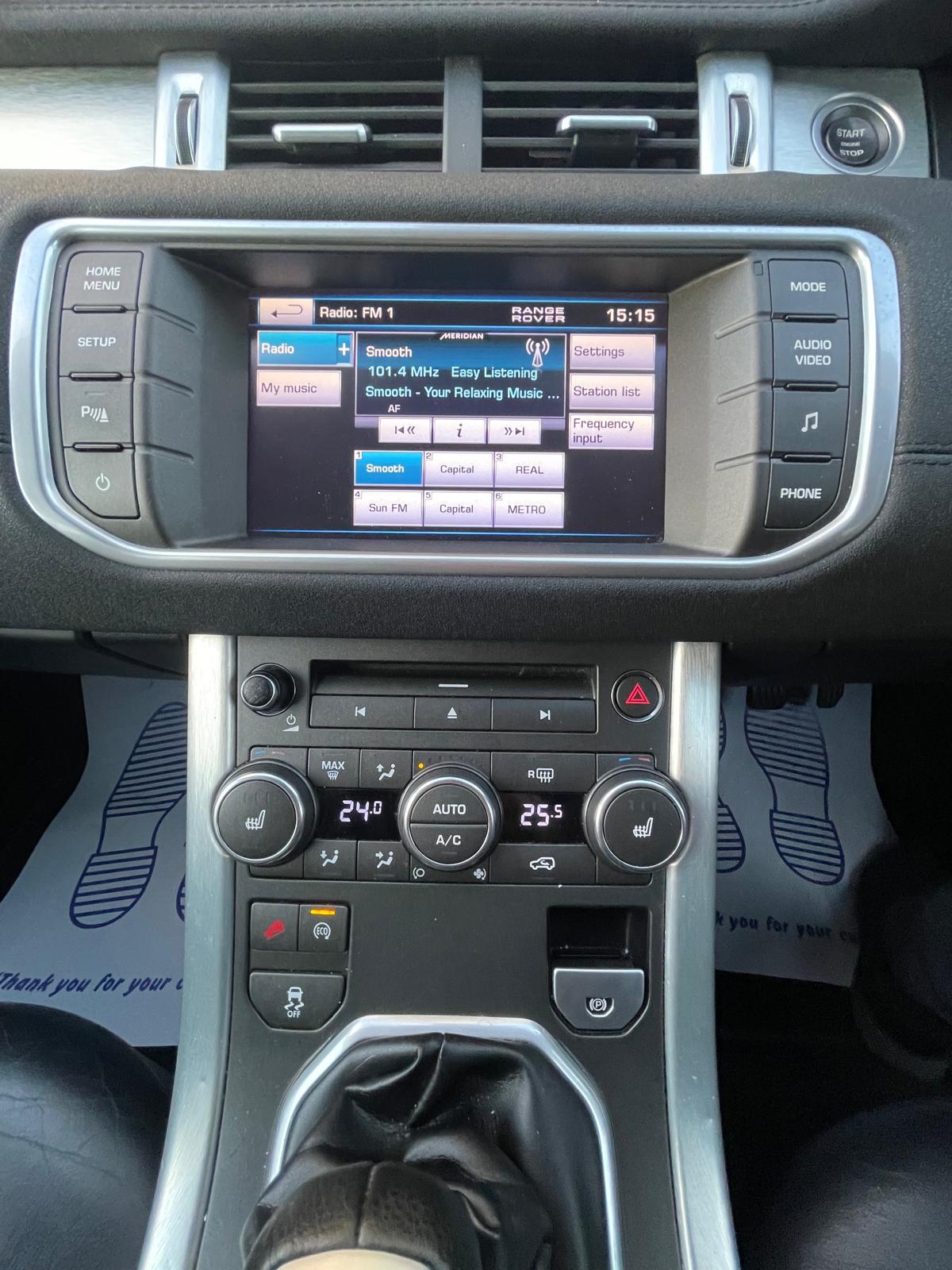 Land Rover Range Rover Evoque 2.2 TD4 Pure SUV 5dr Diesel Manual 4WD Euro 5 (s/s) (150 ps)