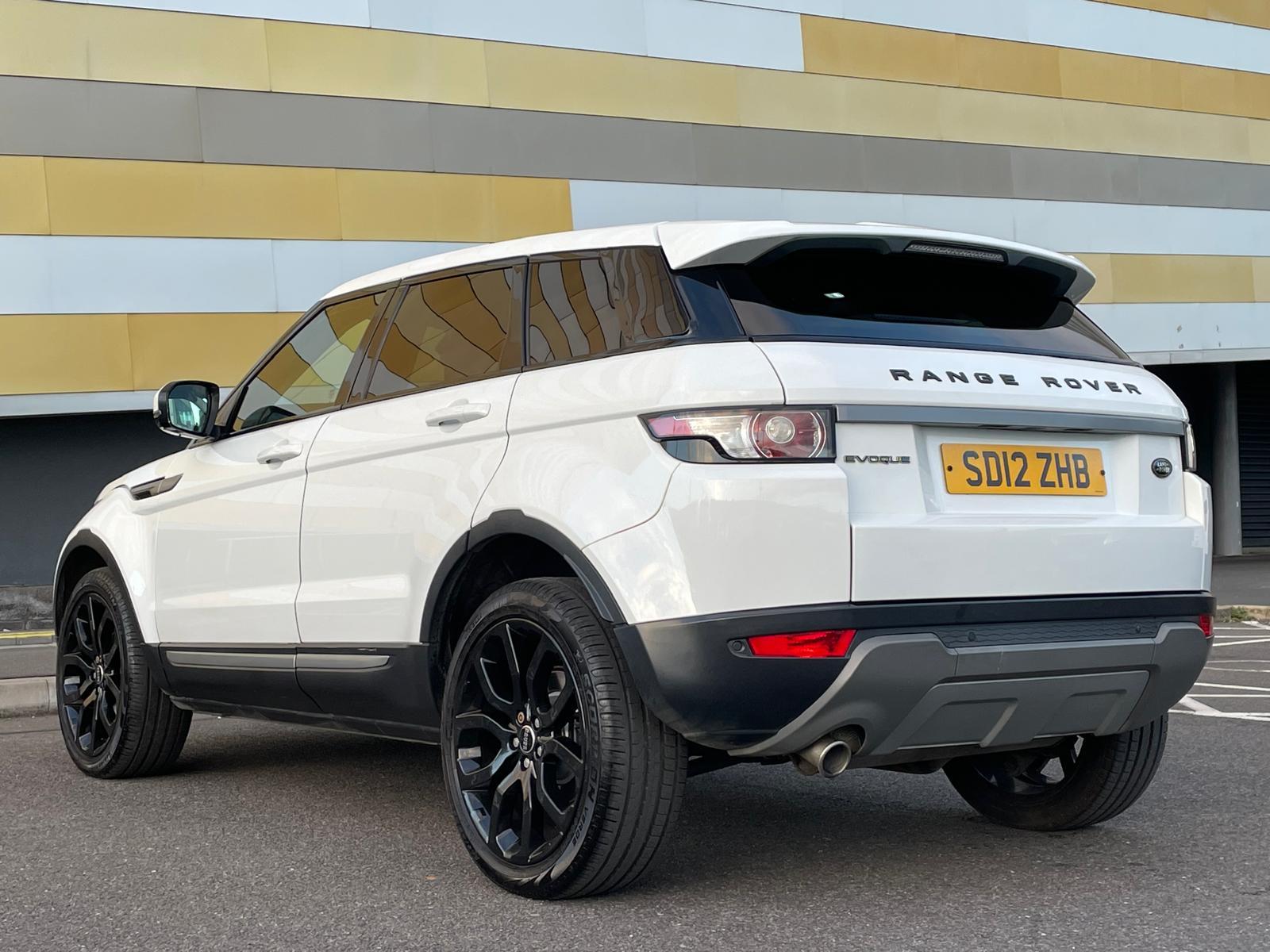 Land Rover Range Rover Evoque 2.2 TD4 Pure SUV 5dr Diesel Manual 4WD Euro 5 (s/s) (150 ps)