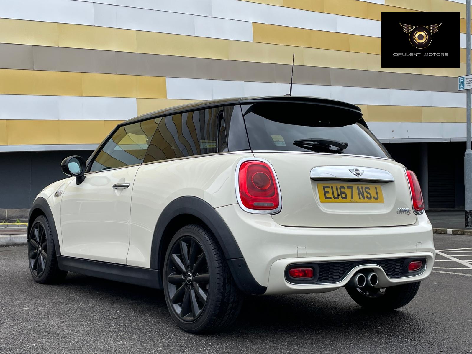 MINI Hatch 2.0 Cooper S Hatchback 3dr Petrol Auto Euro 6 (s/s) (192 ps)