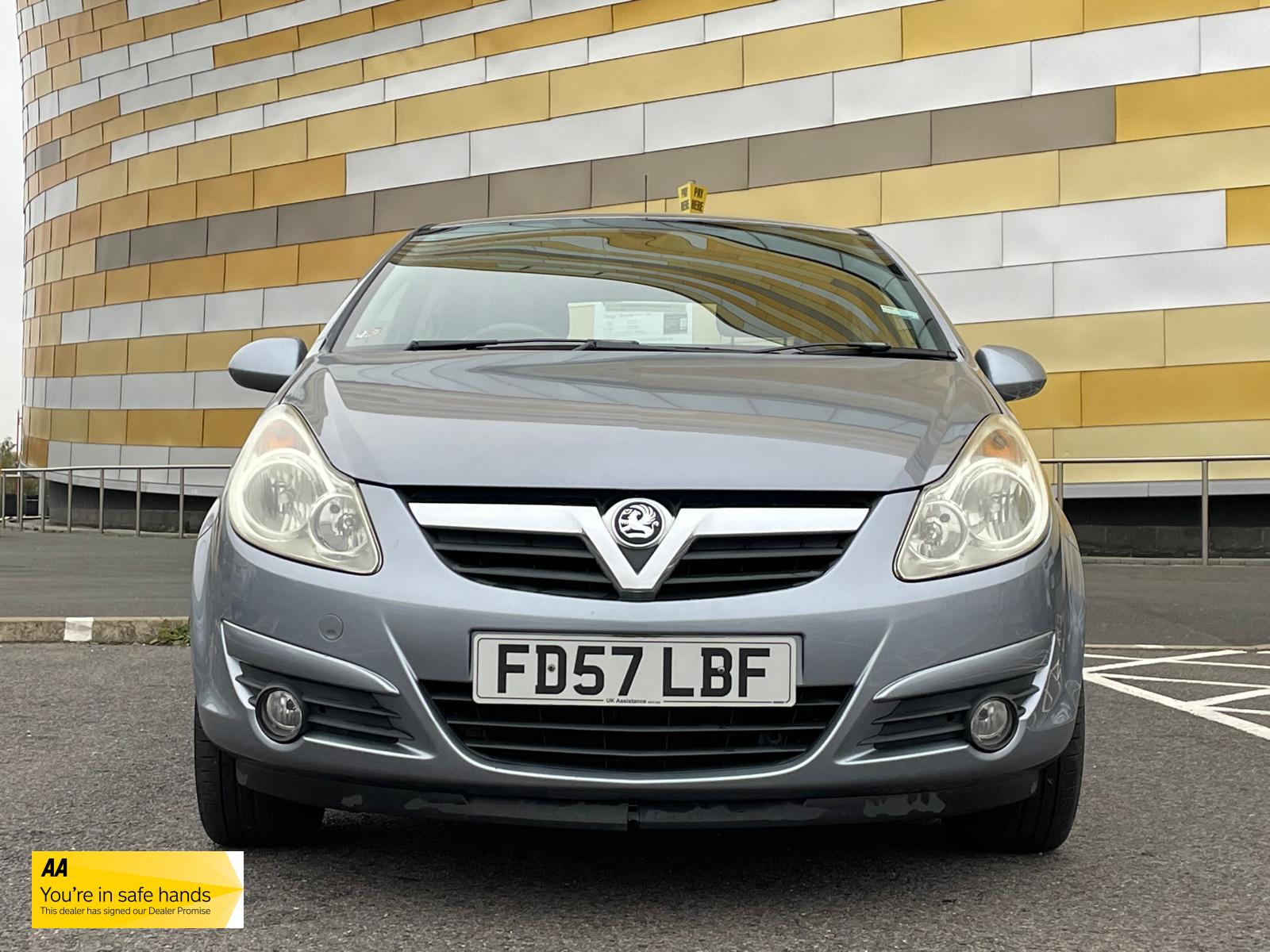 Vauxhall Corsa 1.2i 16v Design Hatchback 5dr Petrol Manual (a/c) (139 g/km, 79 bhp)