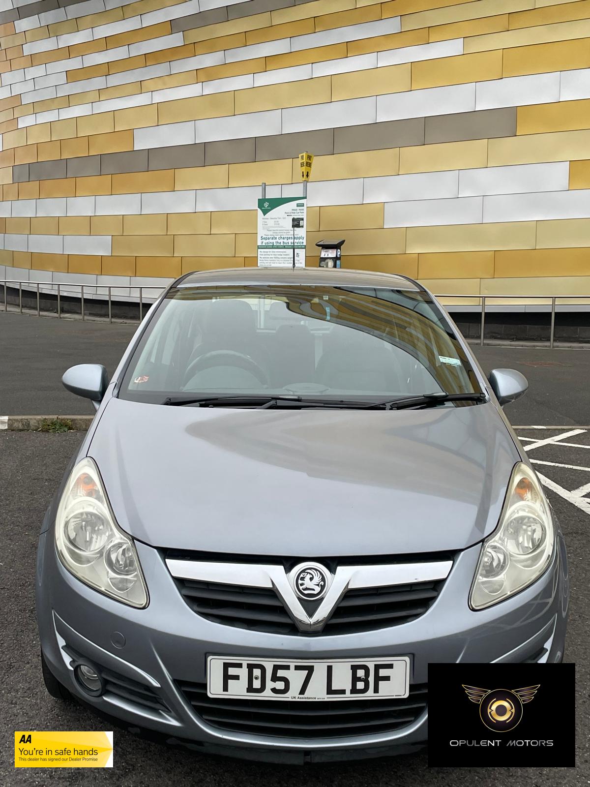 Vauxhall Corsa 1.2i 16v Design Hatchback 5dr Petrol Manual (a/c) (139 g/km, 79 bhp)