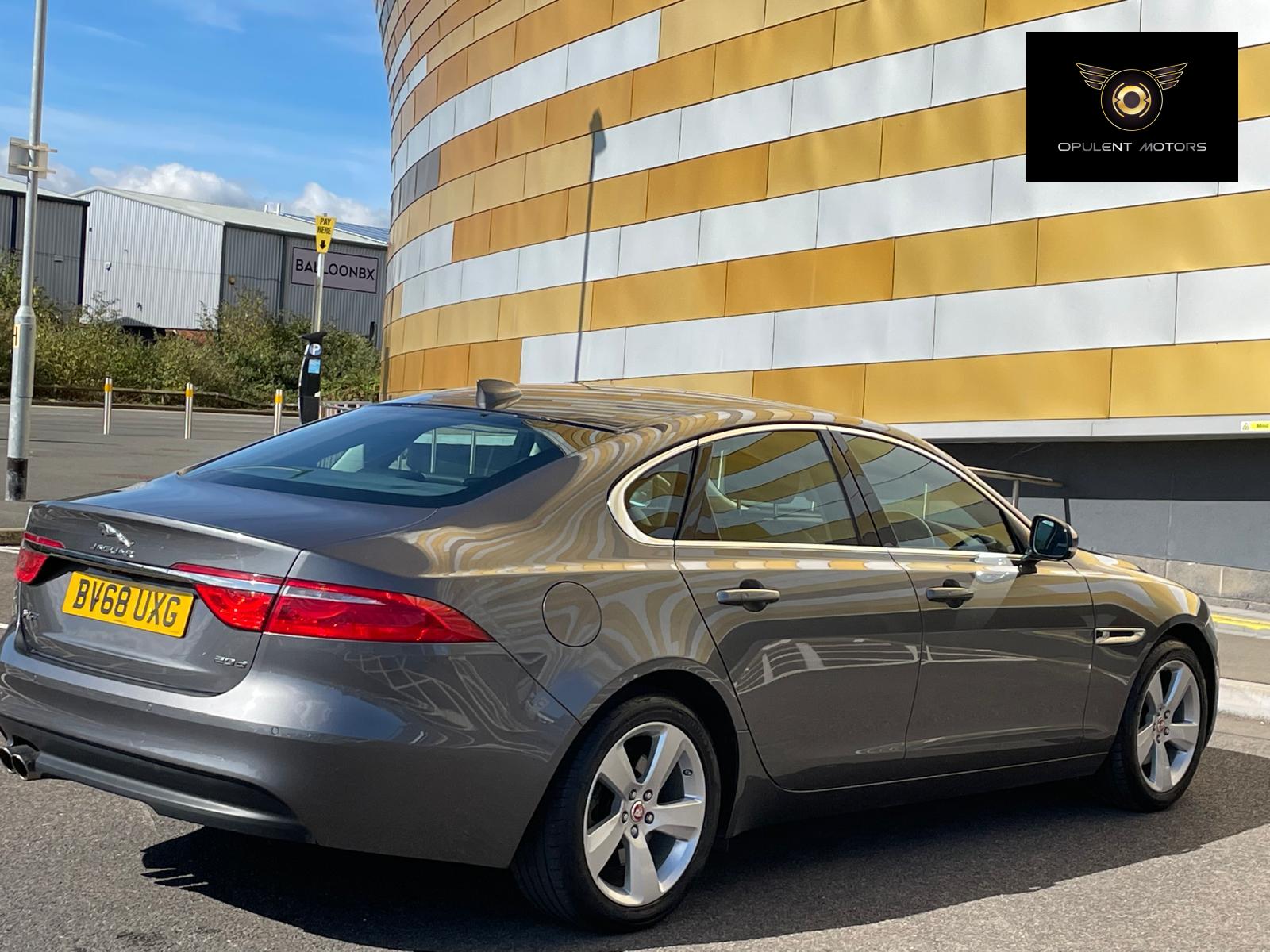 Jaguar XF 2.0d Portfolio Saloon 4dr Diesel Auto Euro 6 (s/s) (180 ps)