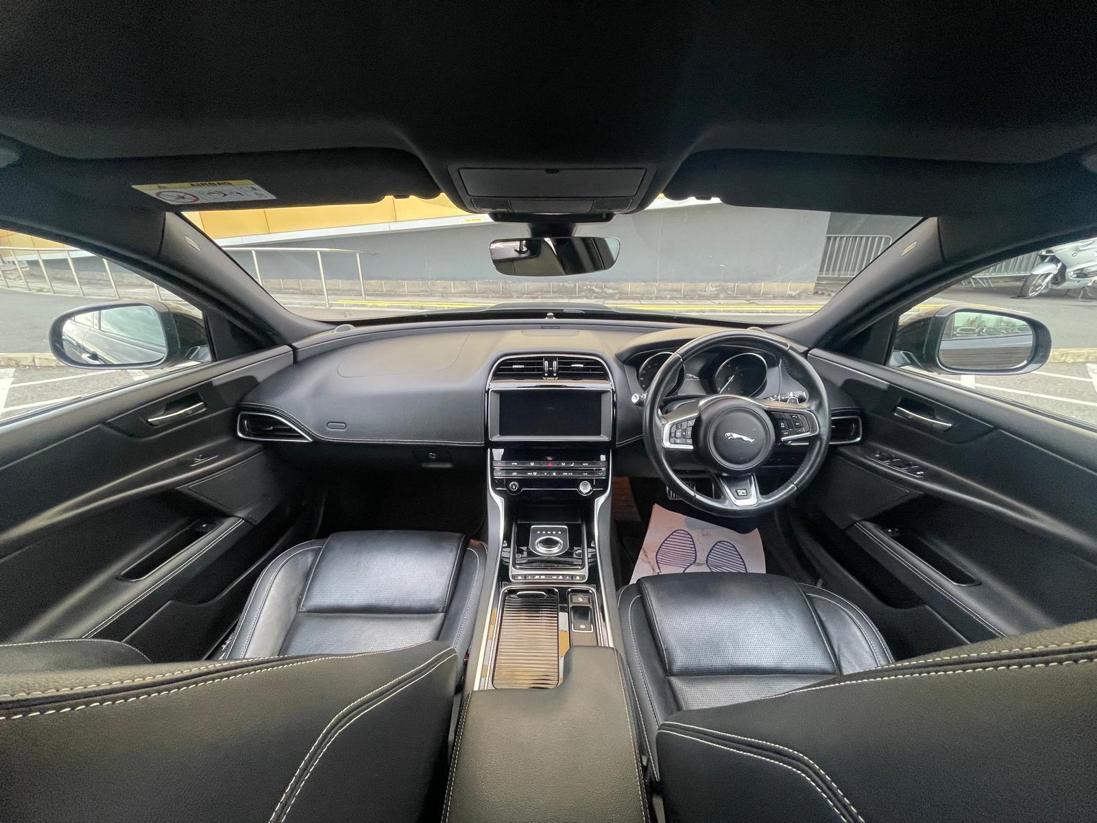 Jaguar XE 2.0i GPF R-Sport Saloon 4dr Petrol Auto Euro 6 (s/s) (250 ps)