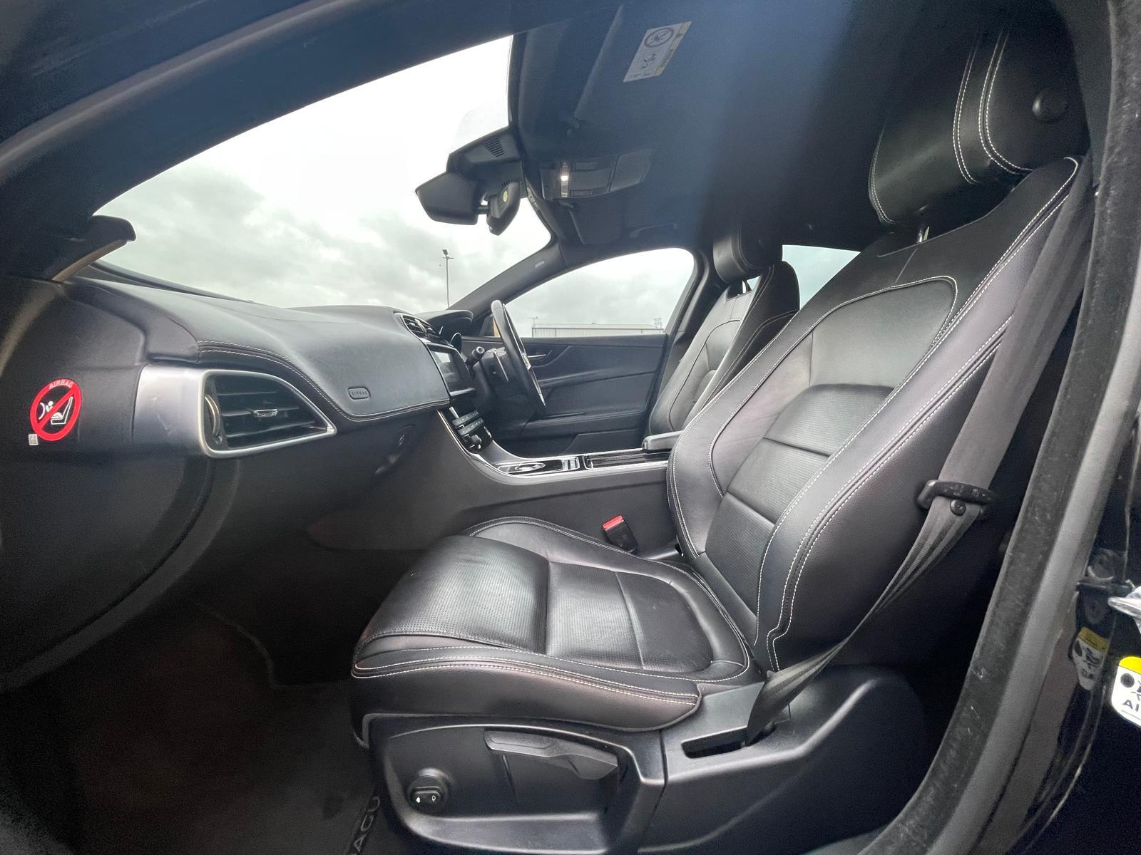 Jaguar XE 2.0i GPF R-Sport Saloon 4dr Petrol Auto Euro 6 (s/s) (250 ps)