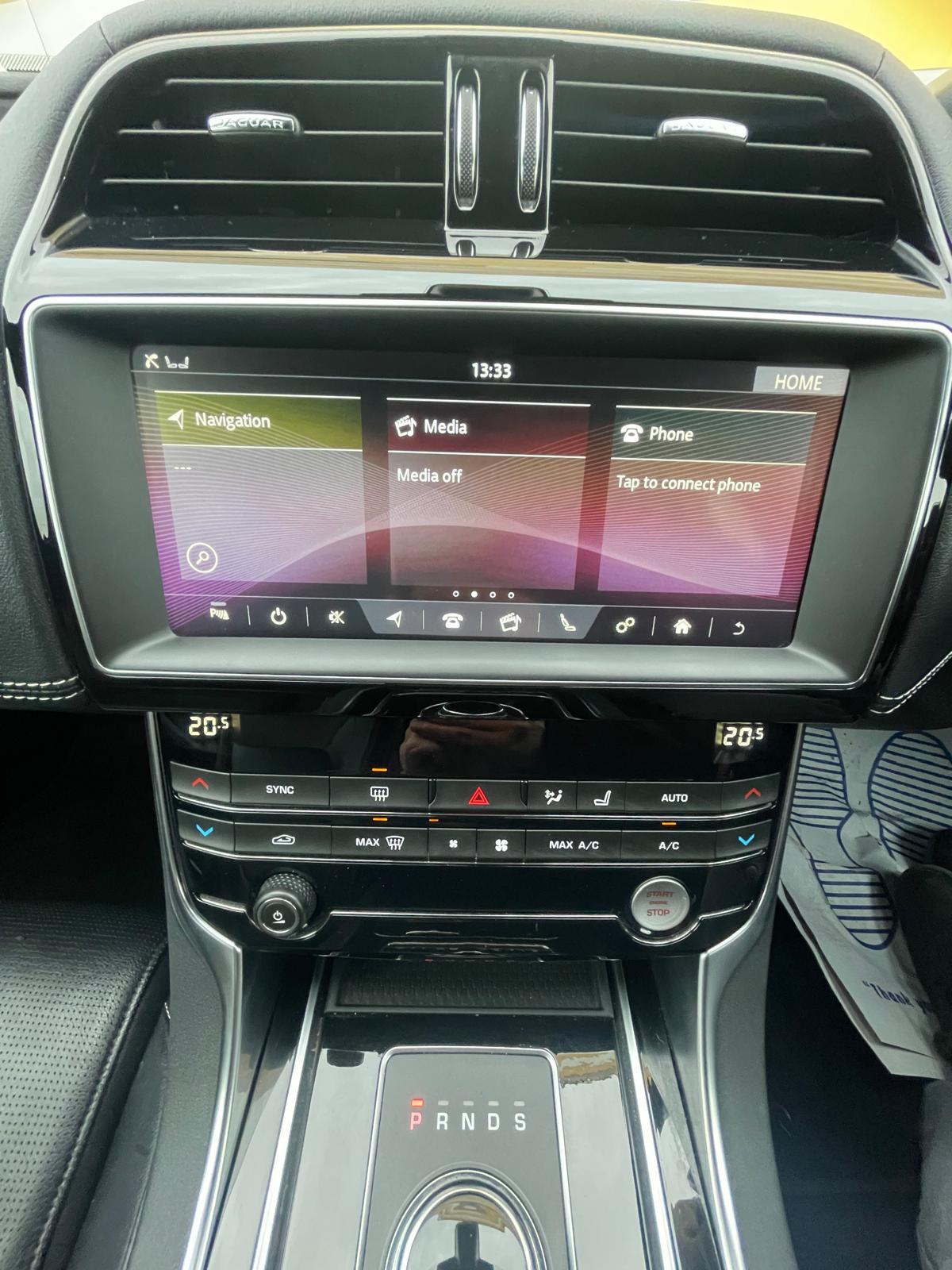 Jaguar XE 2.0i GPF R-Sport Saloon 4dr Petrol Auto Euro 6 (s/s) (250 ps)