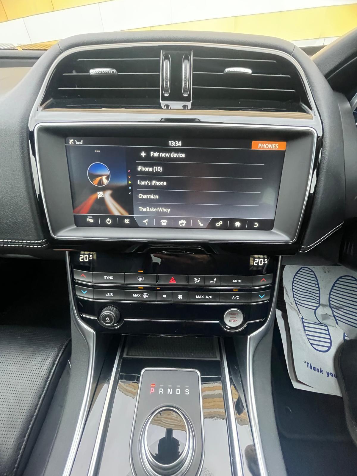 Jaguar XE 2.0i GPF R-Sport Saloon 4dr Petrol Auto Euro 6 (s/s) (250 ps)