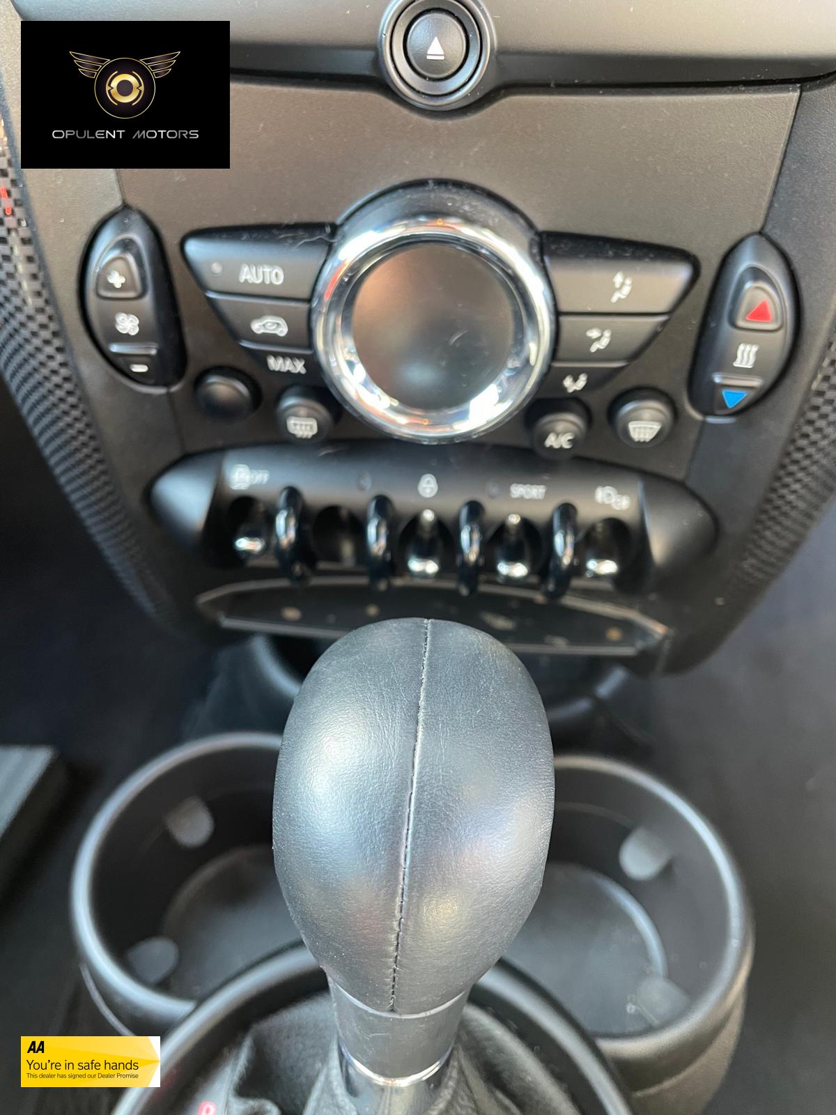 MINI Countryman 1.6 Cooper SUV 5dr Petrol Auto ALL4 Euro 6 (122 ps)