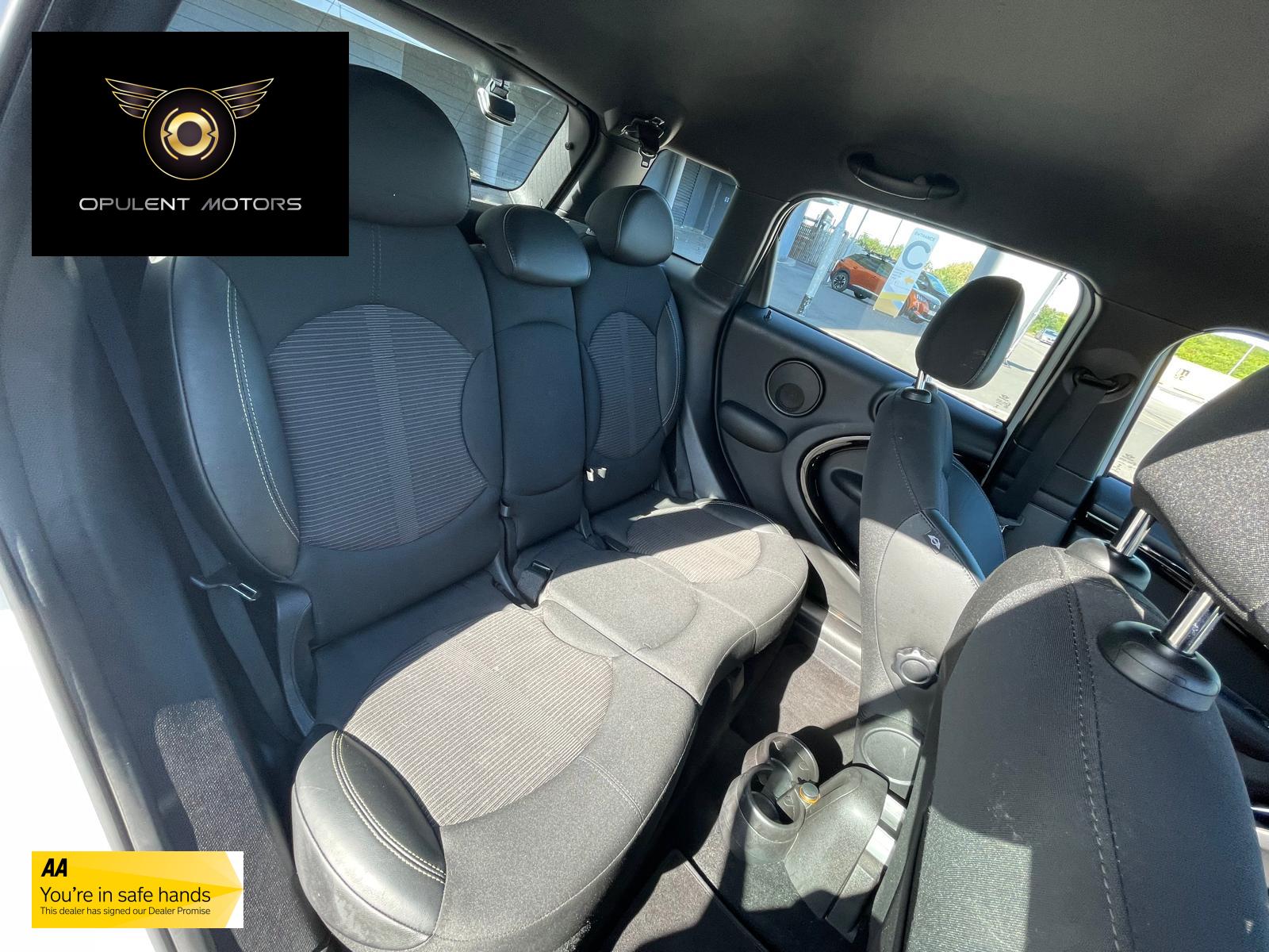 MINI Countryman 1.6 Cooper SUV 5dr Petrol Auto ALL4 Euro 6 (122 ps)