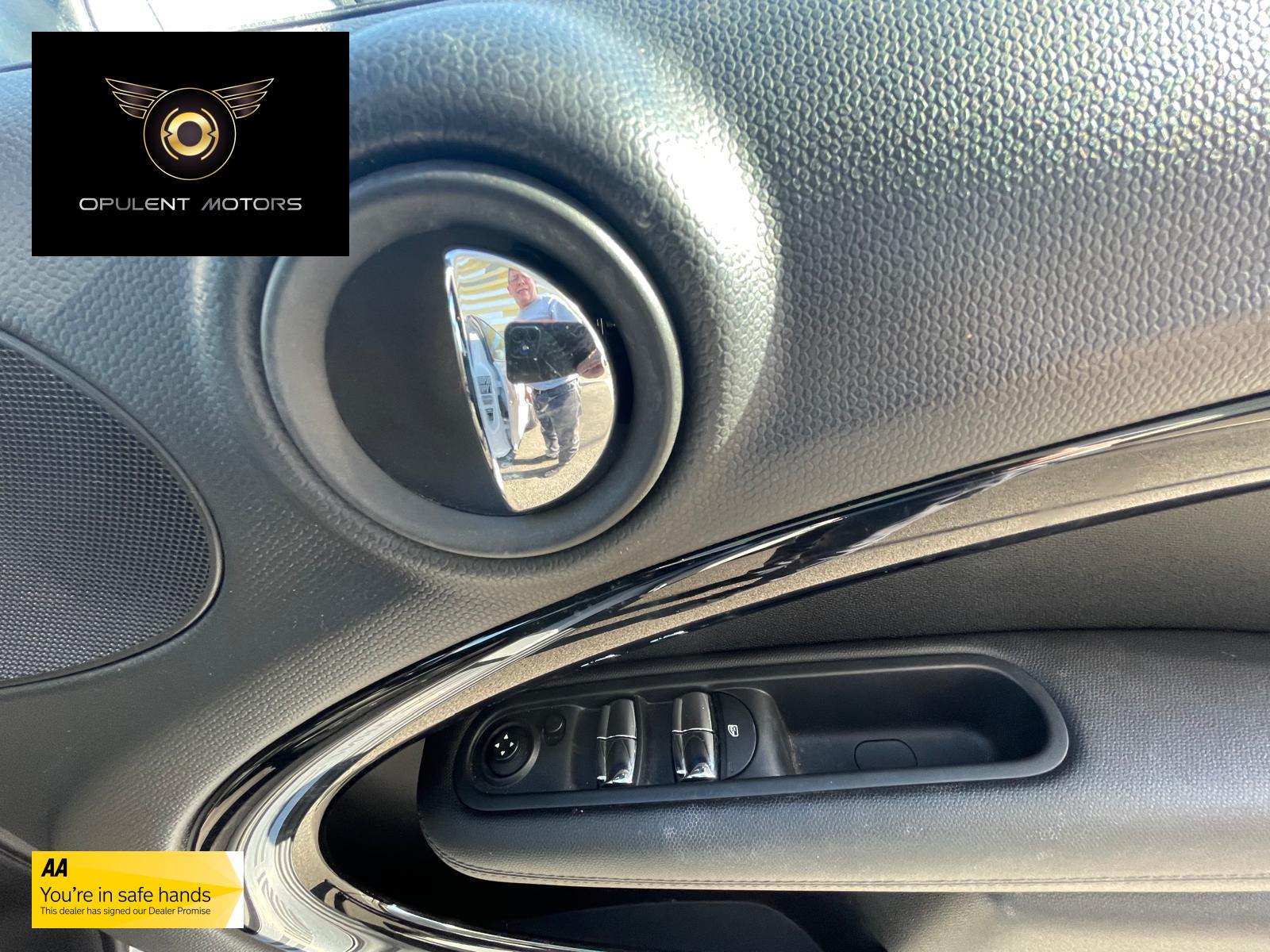 MINI Countryman 1.6 Cooper SUV 5dr Petrol Auto ALL4 Euro 6 (122 ps)