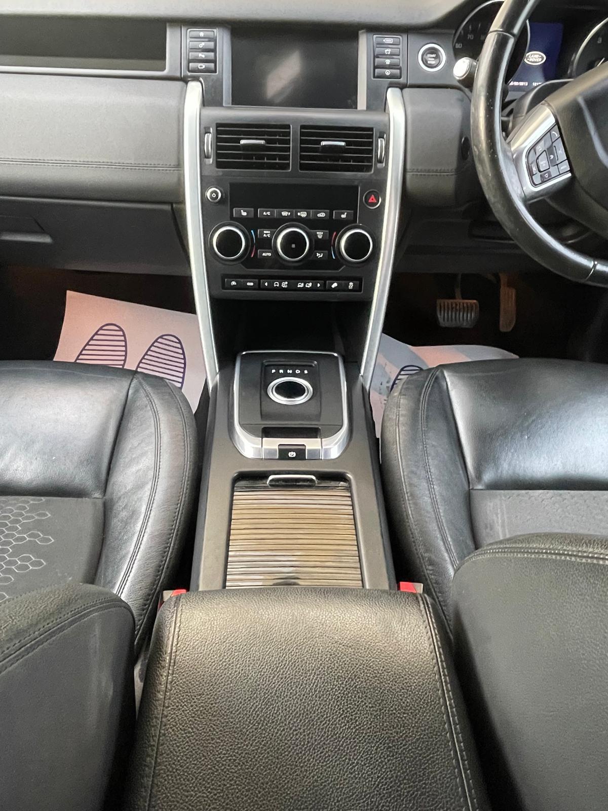 Land Rover Discovery Sport 2.0 TD4 SE Tech SUV 5dr Diesel Auto 4WD Euro 6 (s/s) (180 ps)