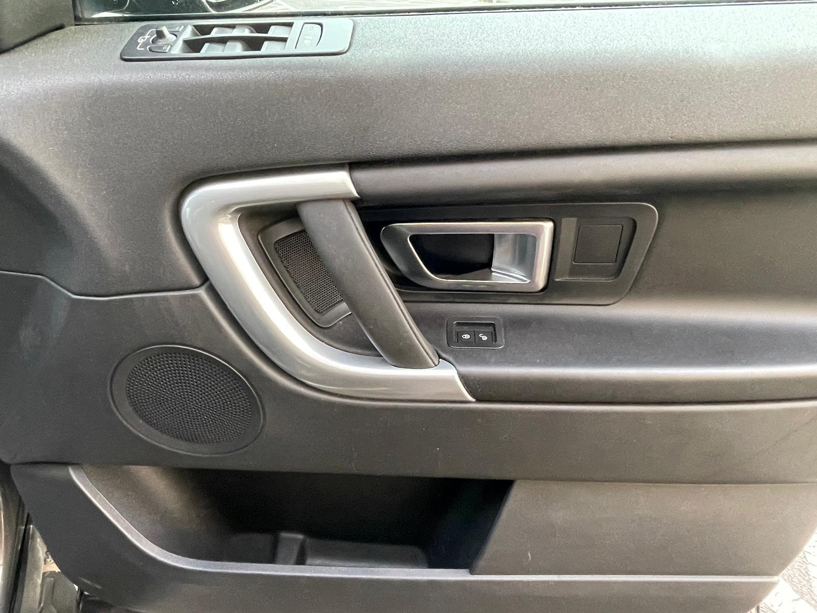 Land Rover Discovery Sport 2.0 TD4 SE Tech SUV 5dr Diesel Auto 4WD Euro 6 (s/s) (180 ps)