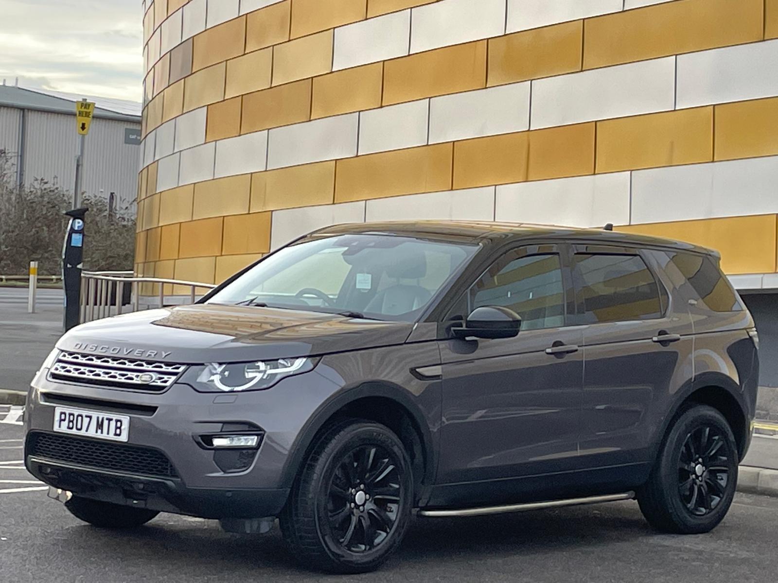 Land Rover Discovery Sport 2.0 TD4 SE Tech SUV 5dr Diesel Auto 4WD Euro 6 (s/s) (180 ps)