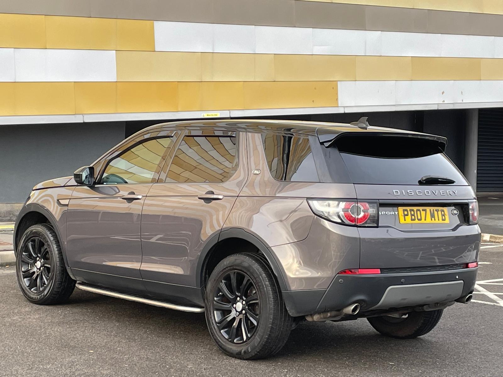 Land Rover Discovery Sport 2.0 TD4 SE Tech SUV 5dr Diesel Auto 4WD Euro 6 (s/s) (180 ps)