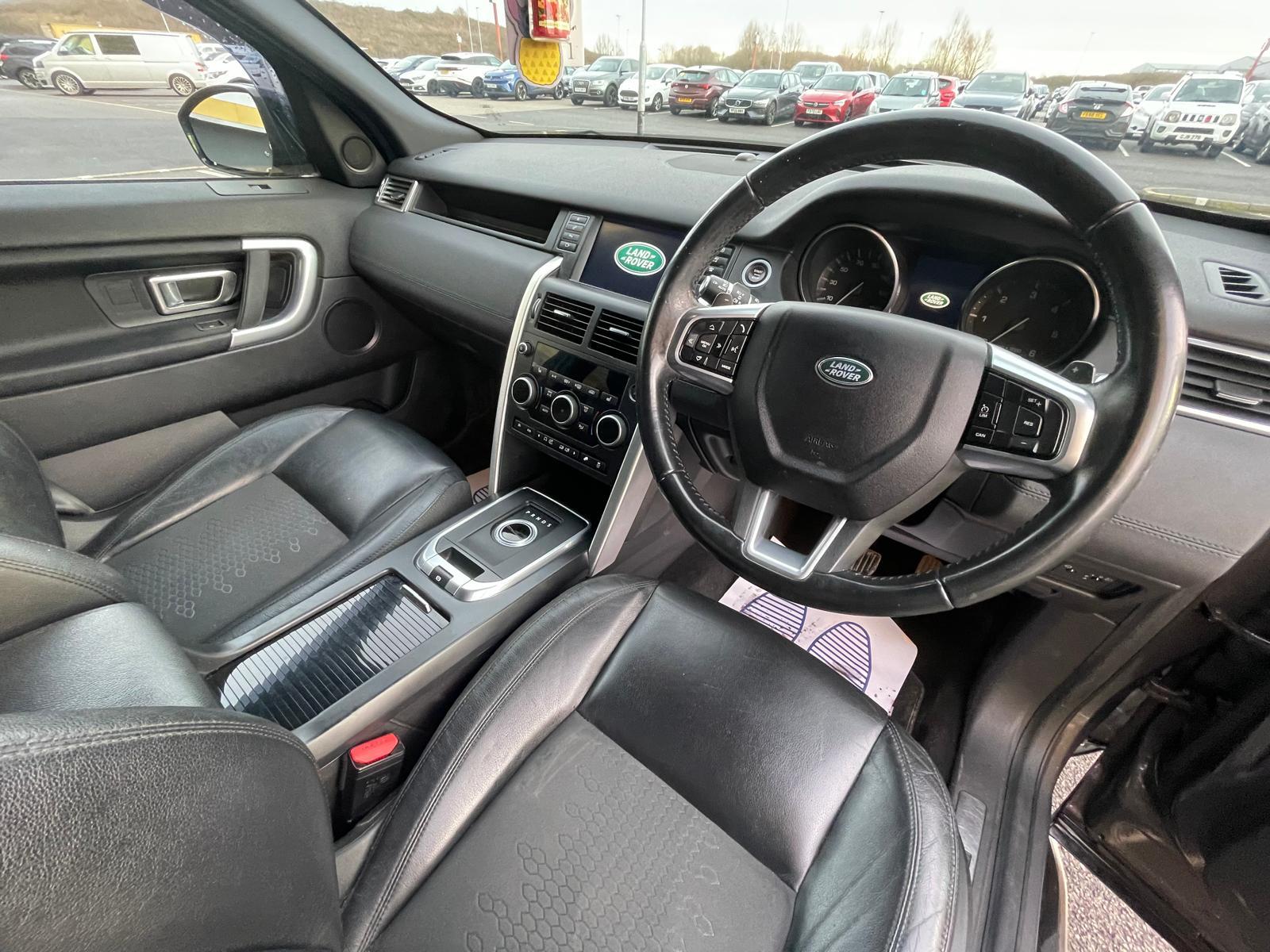 Land Rover Discovery Sport 2.0 TD4 SE Tech SUV 5dr Diesel Auto 4WD Euro 6 (s/s) (180 ps)