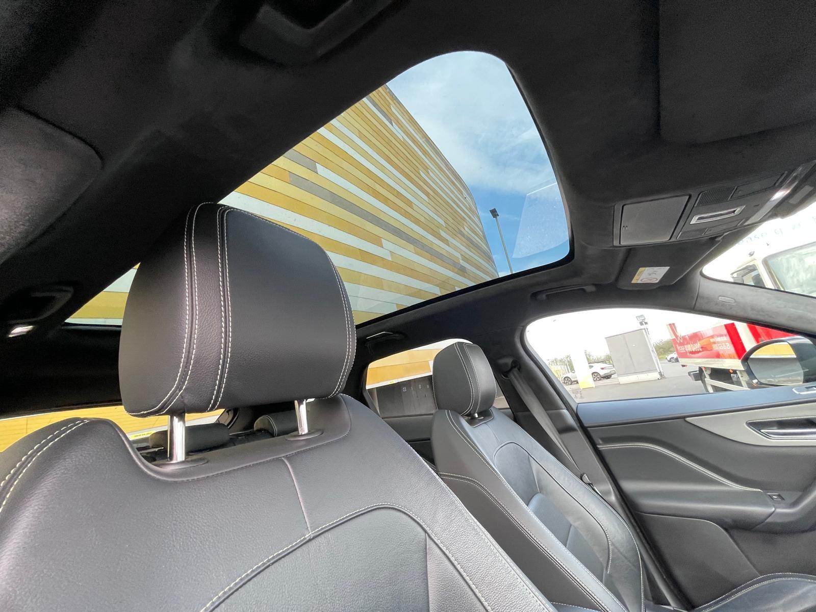 Jaguar F-PACE 2.0 D180 Chequered Flag SUV 5dr Diesel Auto AWD Euro 6 (s/s) (180 ps)