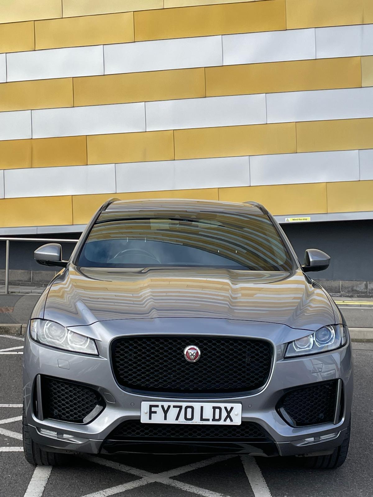 Jaguar F-PACE 2.0 D180 Chequered Flag SUV 5dr Diesel Auto AWD Euro 6 (s/s) (180 ps)