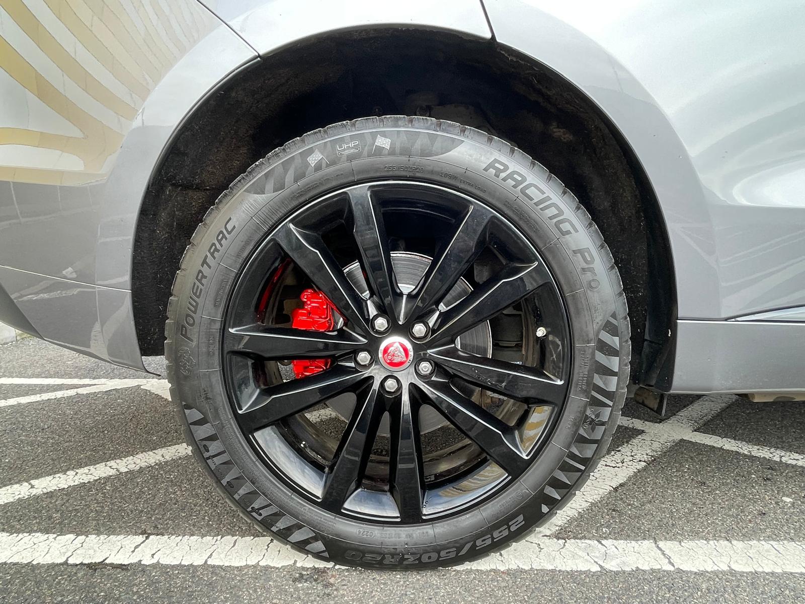 Jaguar F-PACE 2.0 D180 Chequered Flag SUV 5dr Diesel Auto AWD Euro 6 (s/s) (180 ps)