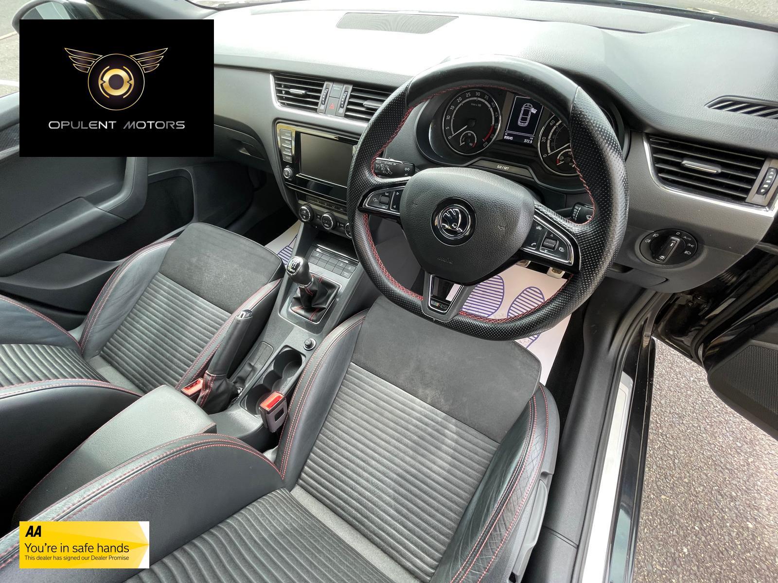 Skoda Octavia 2.0 TDI vRS Hatchback 5dr Diesel Manual Euro 6 (s/s) (184 ps)