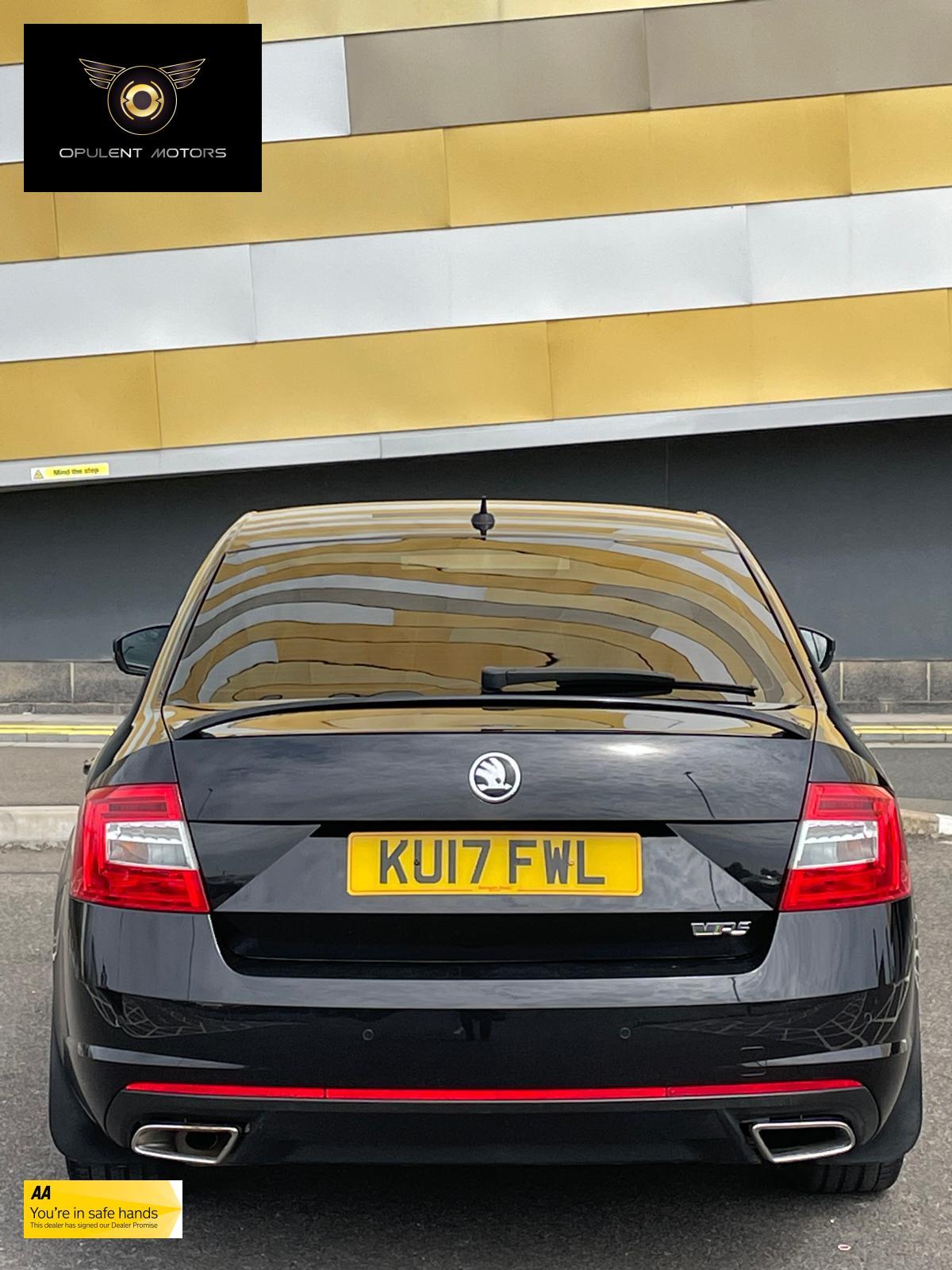 Skoda Octavia 2.0 TDI vRS Hatchback 5dr Diesel Manual Euro 6 (s/s) (184 ps)