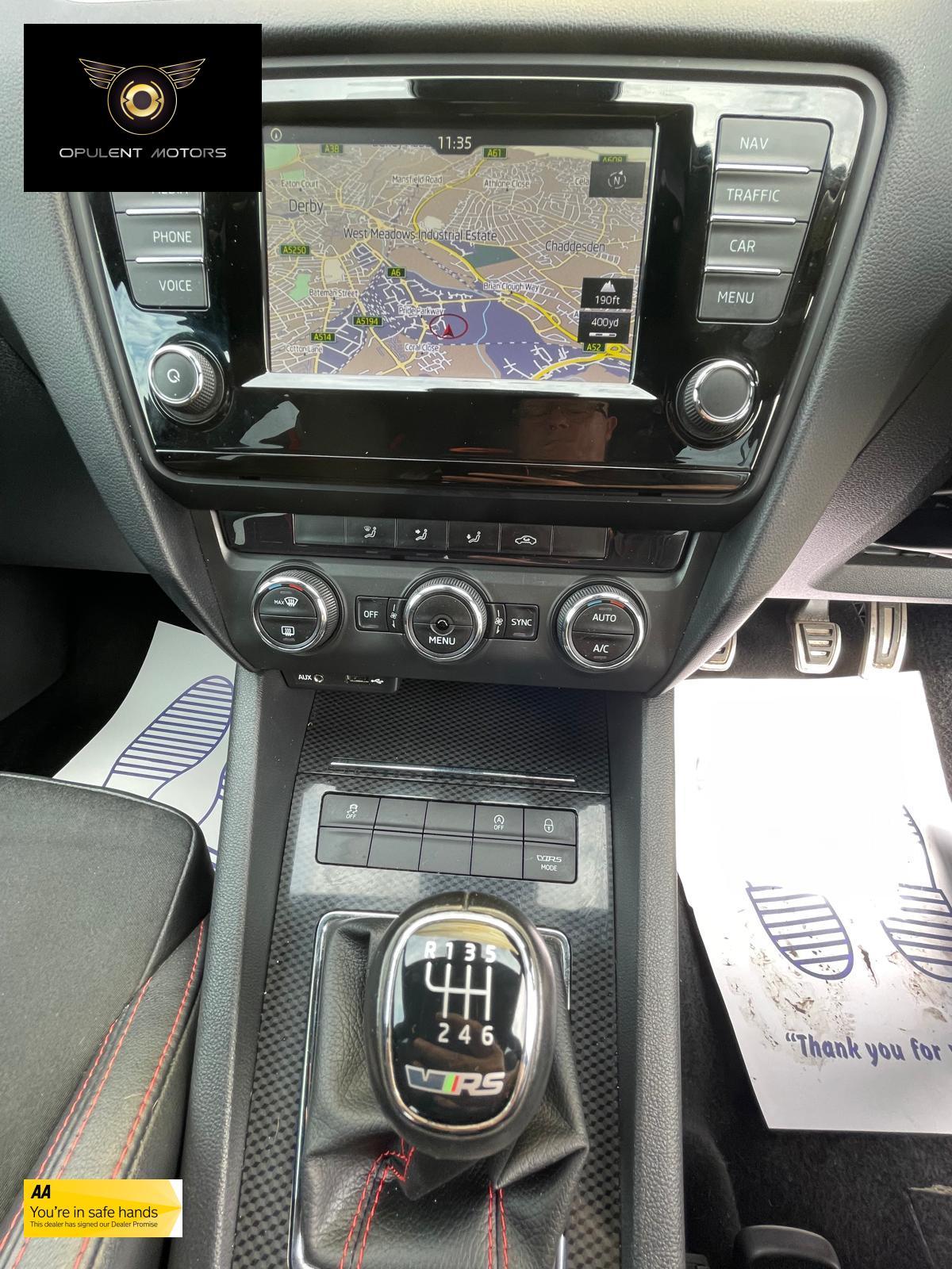 Skoda Octavia 2.0 TDI vRS Hatchback 5dr Diesel Manual Euro 6 (s/s) (184 ps)