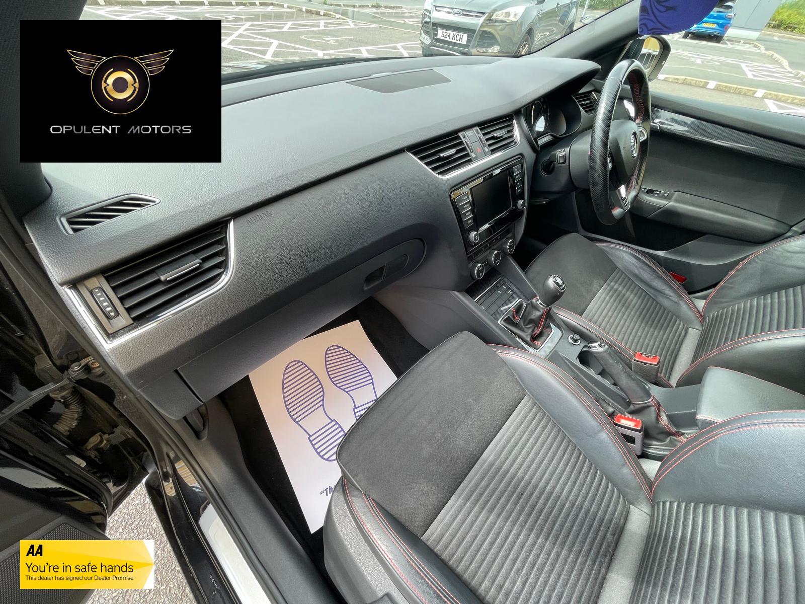 Skoda Octavia 2.0 TDI vRS Hatchback 5dr Diesel Manual Euro 6 (s/s) (184 ps)